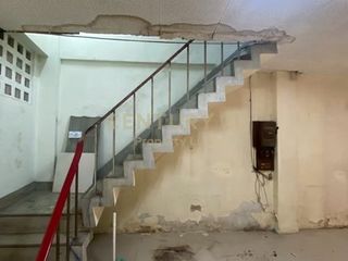 For rent 3 bedrooms retail Space in Bang Rak, Bangkok