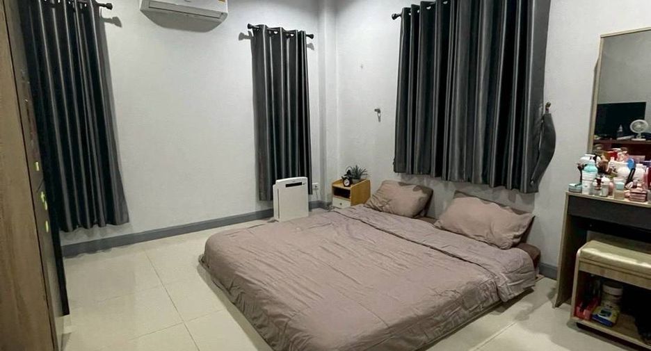 For sale 2 bedrooms house in Saraphi, Chiang Mai