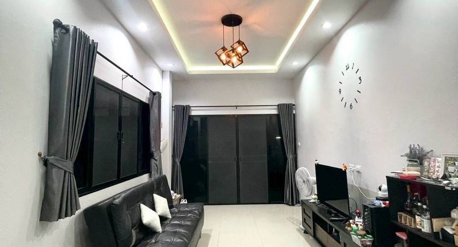 For sale 2 bedrooms house in Saraphi, Chiang Mai