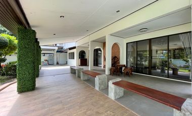 Haus zur Miete und zum Kauf mit 5 Zimmer in Suan Luang, Bangkok