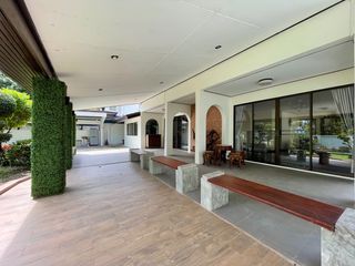 Casa en alquiler y en venta de 5 habitaciones en Suan Luang, Bangkok