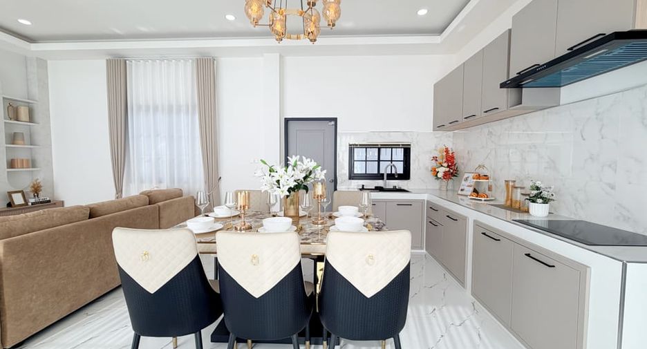 Villa en venta de 3 habitaciones en East Pattaya, Pattaya