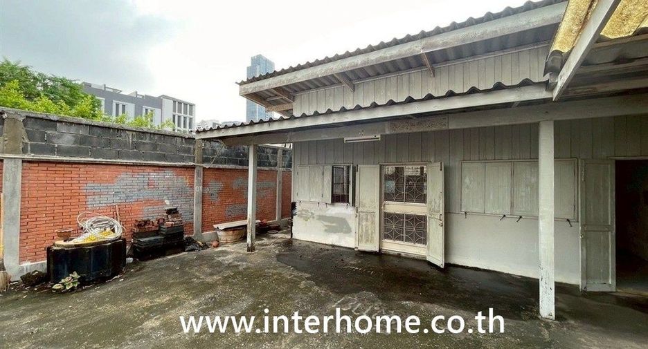 For sale land in Watthana, Bangkok