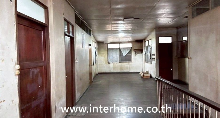 For sale land in Watthana, Bangkok