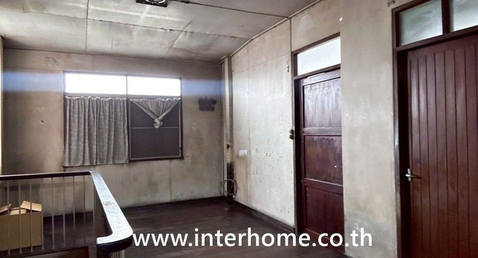 For sale land in Watthana, Bangkok