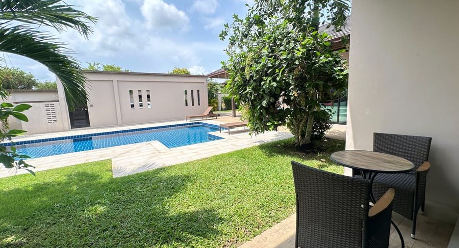 Villa en alquiler de 3 habitaciones en Huay Yai, Pattaya