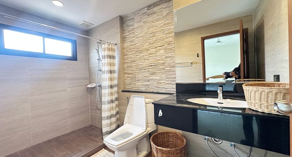 Villa en alquiler de 3 habitaciones en Huay Yai, Pattaya