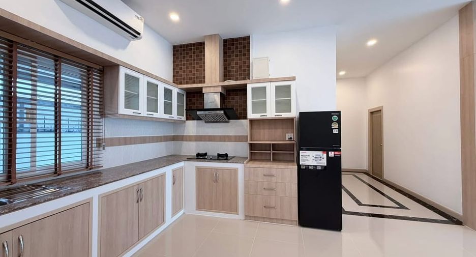 Villa en venta de 3 habitaciones en East Pattaya, Pattaya