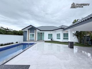 Villa en venta de 3 habitaciones en Bang Lamung, Chonburi