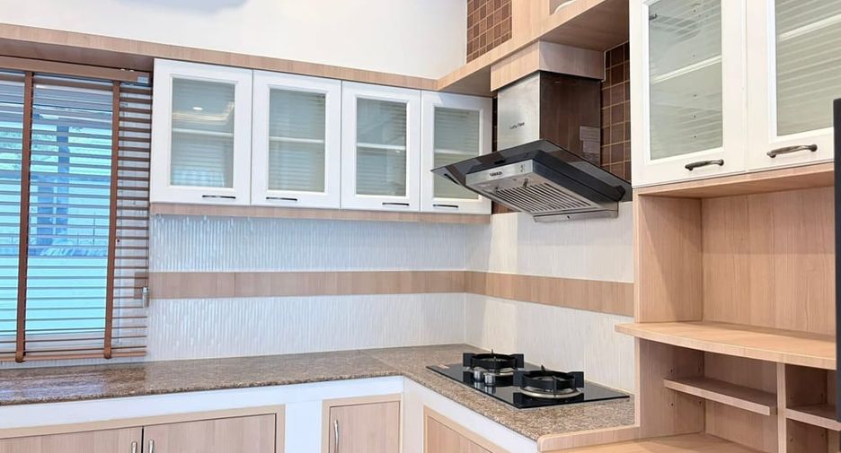 Villa en venta de 3 habitaciones en East Pattaya, Pattaya