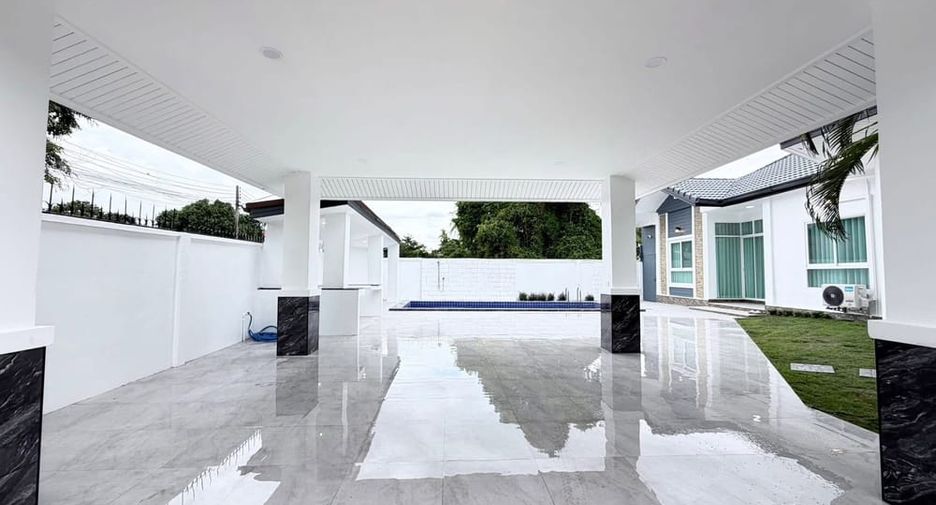 Villa en venta de 3 habitaciones en East Pattaya, Pattaya