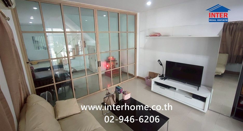 Casa adosada en venta de 2 habitaciones en Mueang Nonthaburi, Nonthaburi