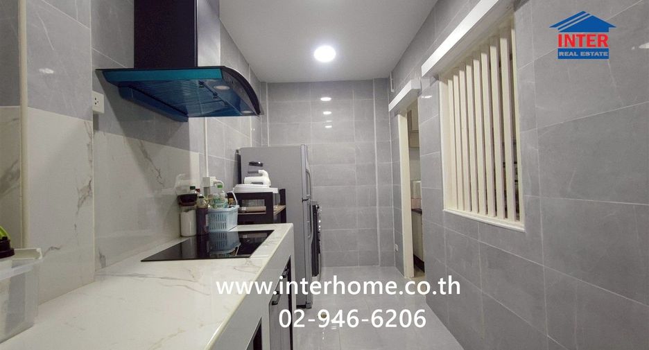 Casa adosada en venta de 2 habitaciones en Mueang Nonthaburi, Nonthaburi