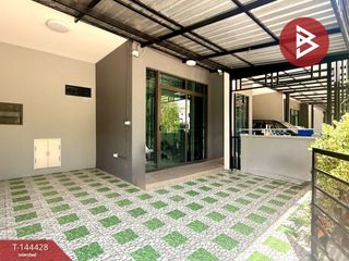 For sale 3 bedrooms townhouse in Thung Khru, Bangkok