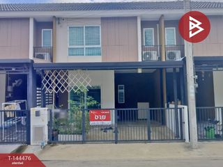 For sale 3 bedrooms townhouse in Min Buri, Bangkok