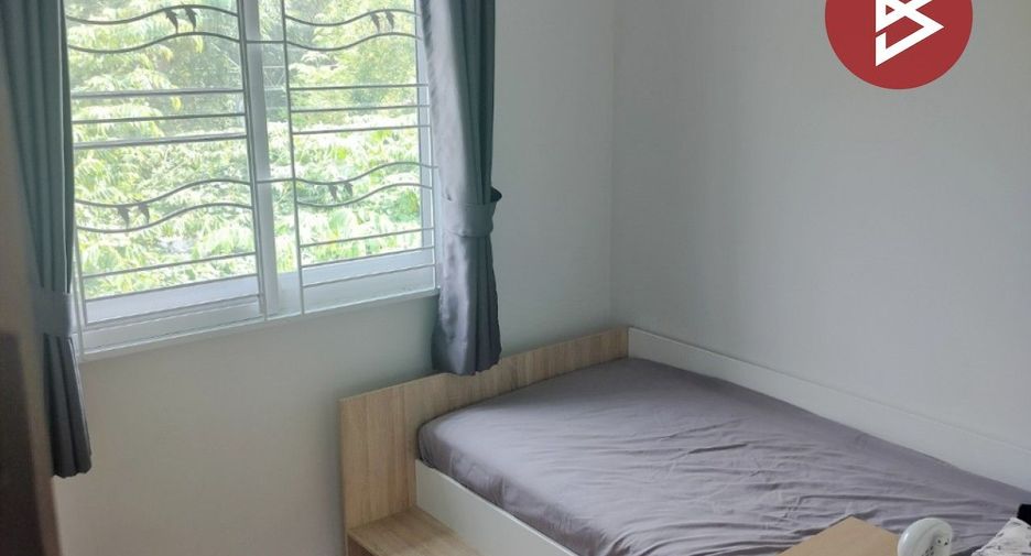 For sale 3 bedrooms townhouse in Min Buri, Bangkok
