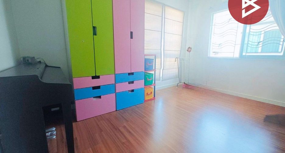 For sale 3 bedrooms house in Bang Bo, Samut Prakan