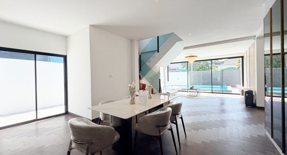 Villa en venta de 3 habitaciones en East Pattaya, Pattaya