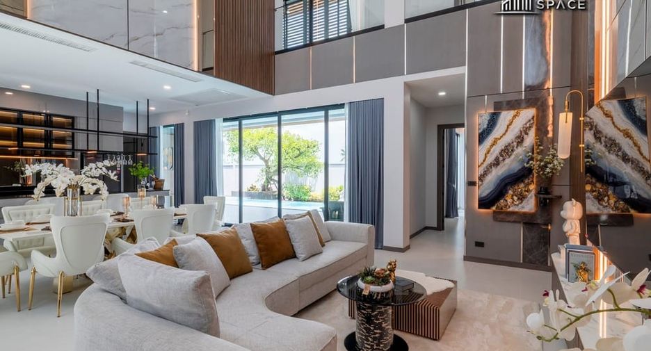 À vendre 4 chambres villa à East Pattaya, Pattaya