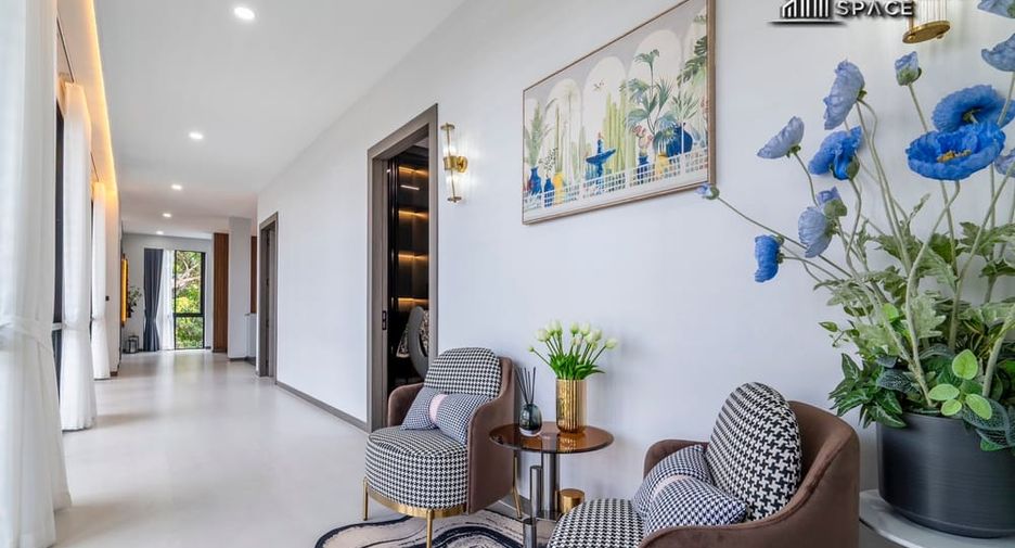 À vendre 4 chambres villa à East Pattaya, Pattaya