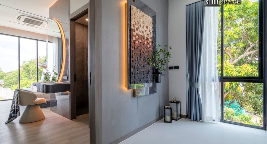 À vendre 4 chambres villa à East Pattaya, Pattaya