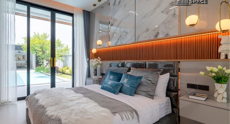 À vendre 4 chambres villa à East Pattaya, Pattaya