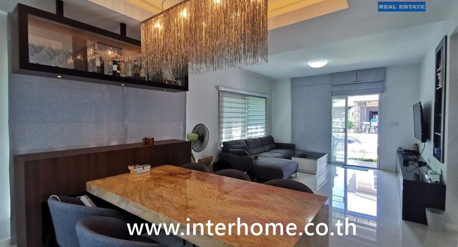 Casa en venta de 3 habitaciones en Bang Yai, Nonthaburi