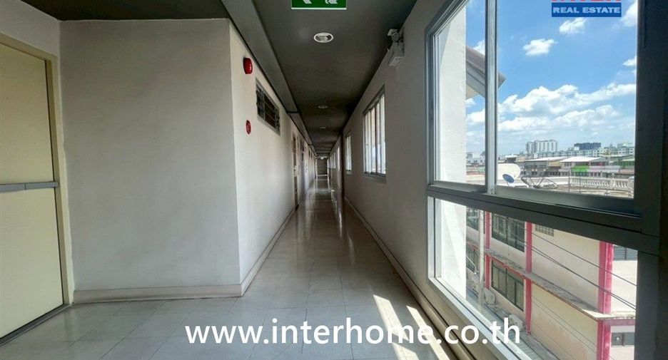 For sale 2 bedrooms condo in Bang Kapi, Bangkok
