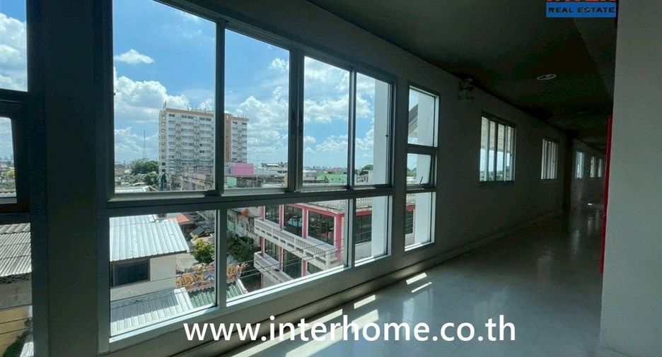 For sale 2 bedrooms condo in Bang Kapi, Bangkok