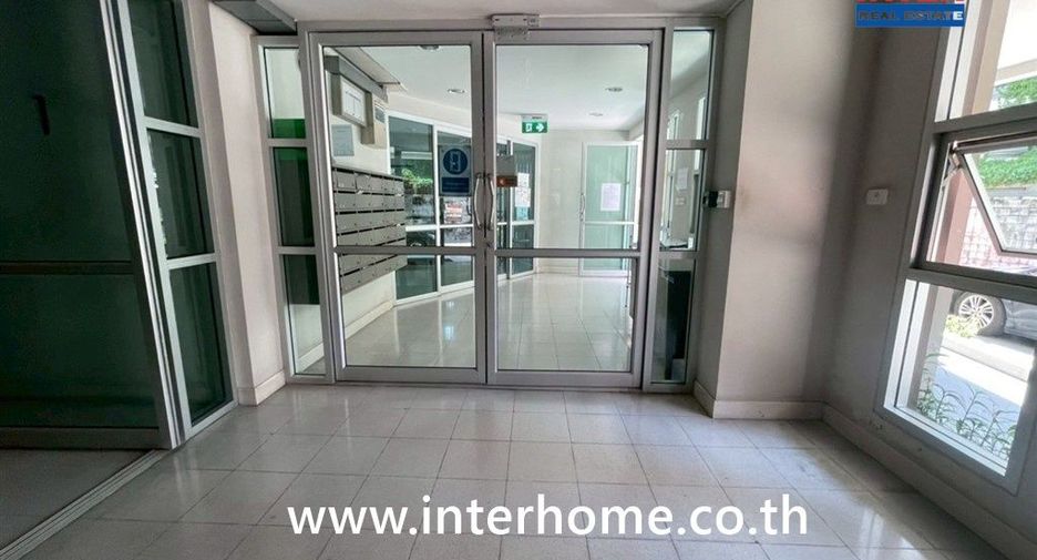 For sale 2 bedrooms condo in Bang Kapi, Bangkok