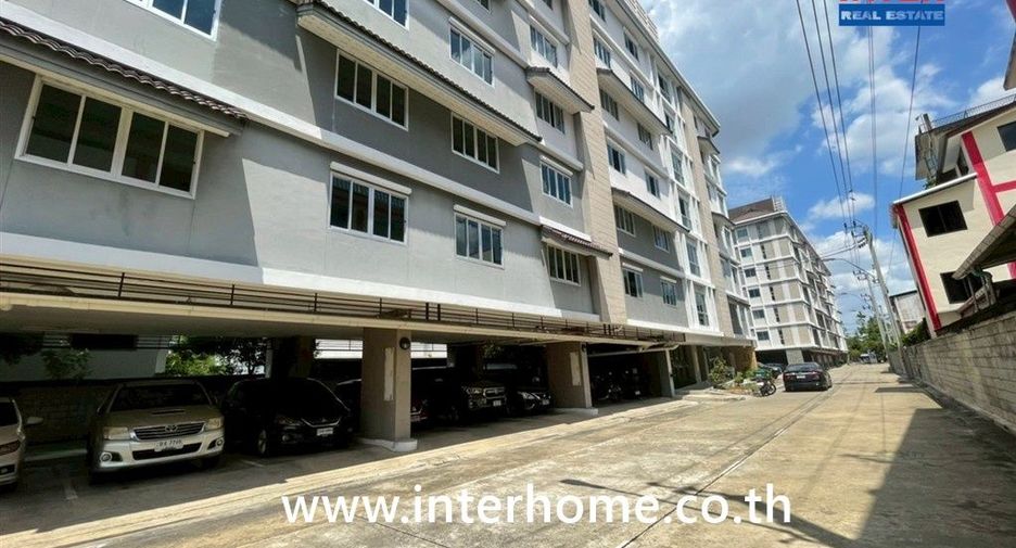 For sale 2 bedrooms condo in Bang Kapi, Bangkok