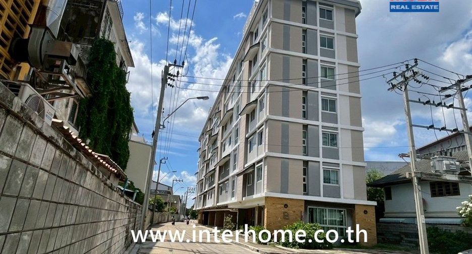 For sale 2 bedrooms condo in Bang Kapi, Bangkok