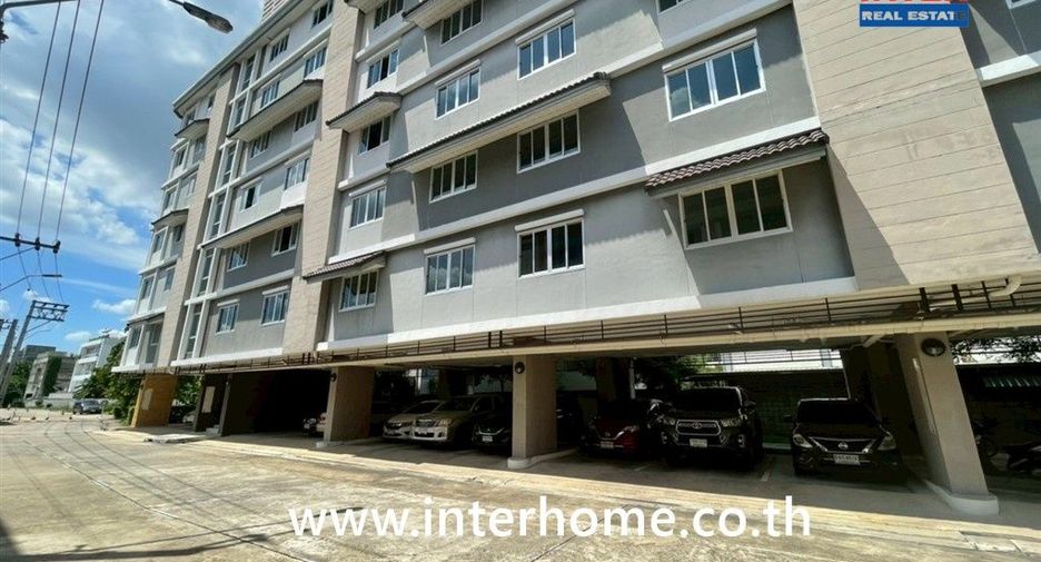 For sale 2 bedrooms condo in Bang Kapi, Bangkok