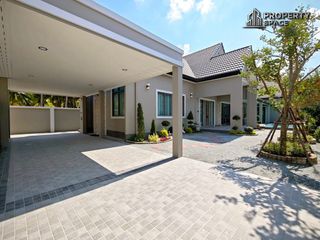 À vendre 4 chambres villa à Bang Lamung, Chonburi