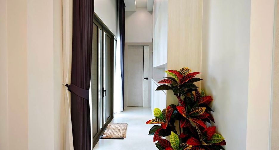 À vendre 4 chambres villa à East Pattaya, Pattaya