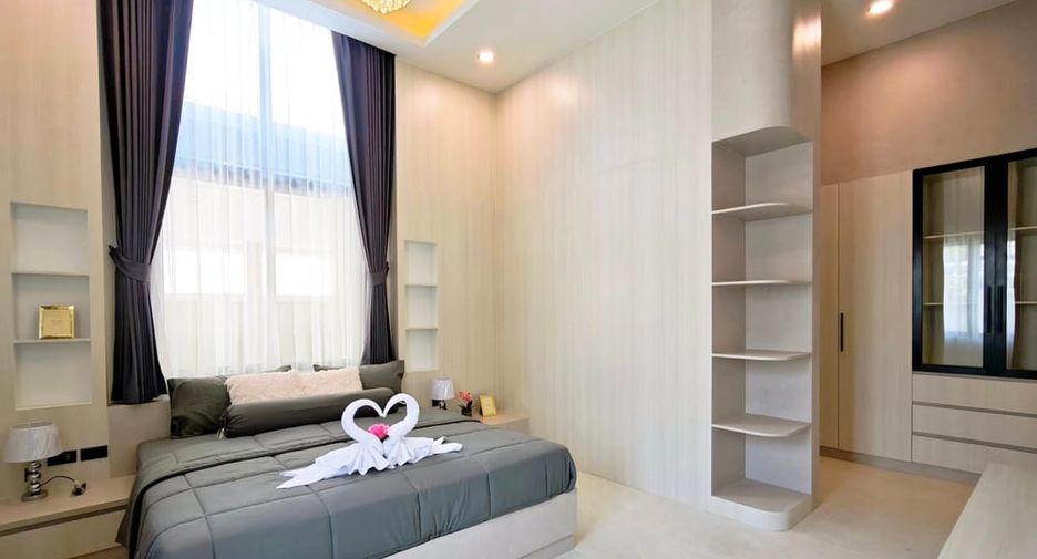 À vendre 4 chambres villa à East Pattaya, Pattaya