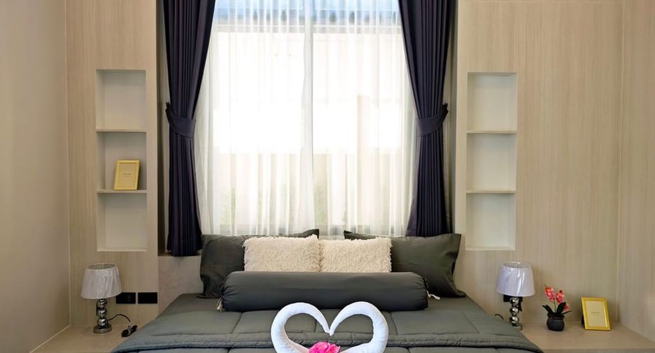 À vendre 4 chambres villa à East Pattaya, Pattaya