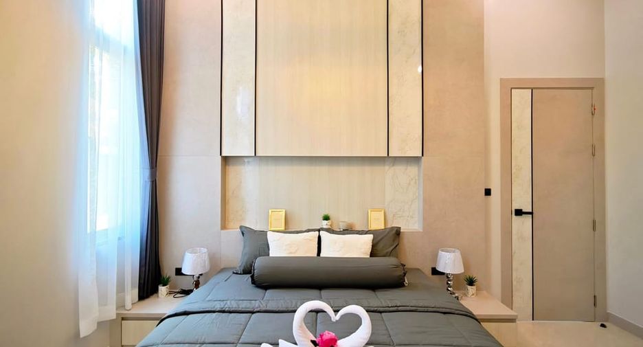 À vendre 4 chambres villa à East Pattaya, Pattaya