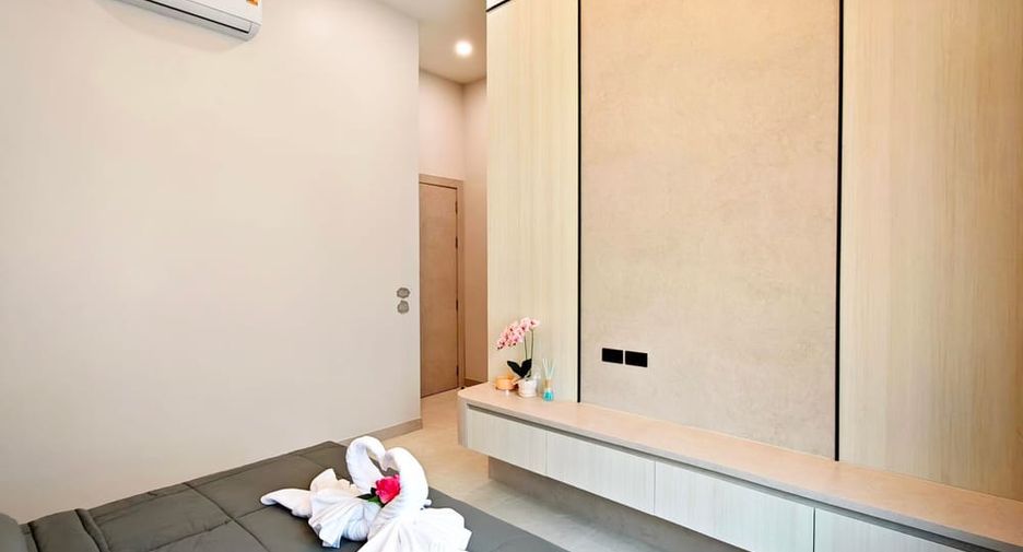 À vendre 4 chambres villa à East Pattaya, Pattaya