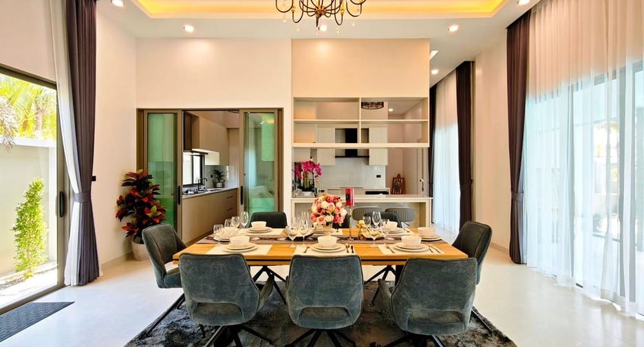 À vendre 4 chambres villa à East Pattaya, Pattaya