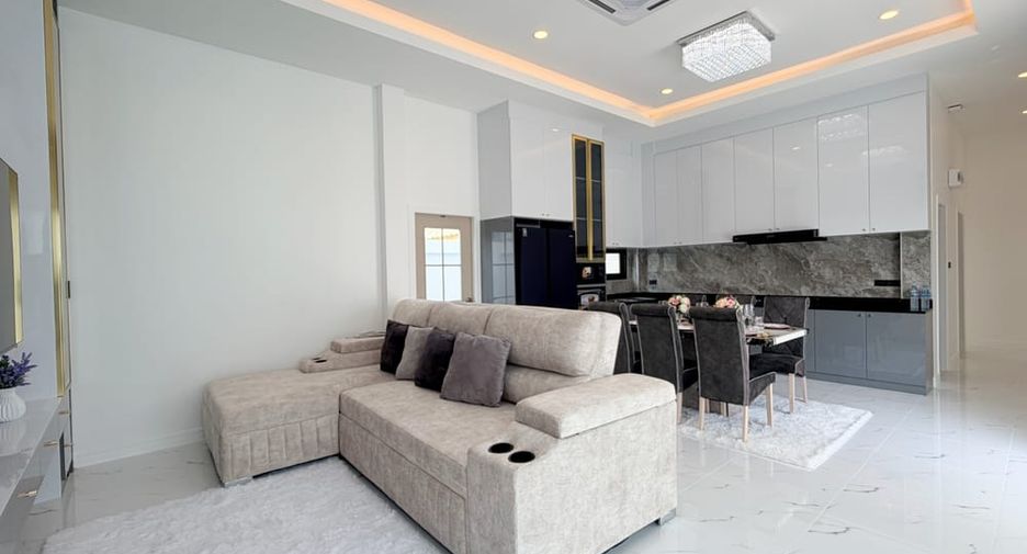 À vendre 4 chambres villa à East Pattaya, Pattaya