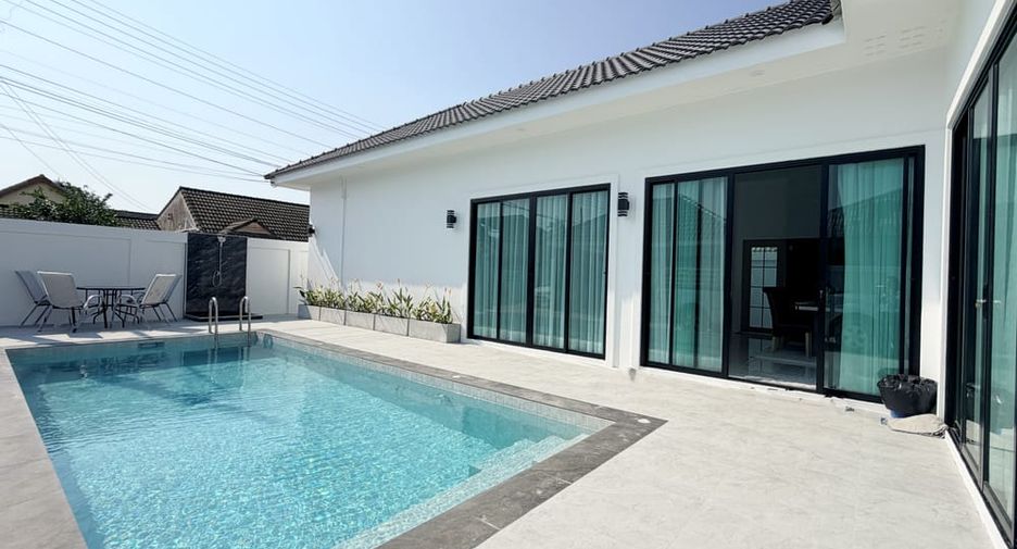 À vendre 4 chambres villa à East Pattaya, Pattaya