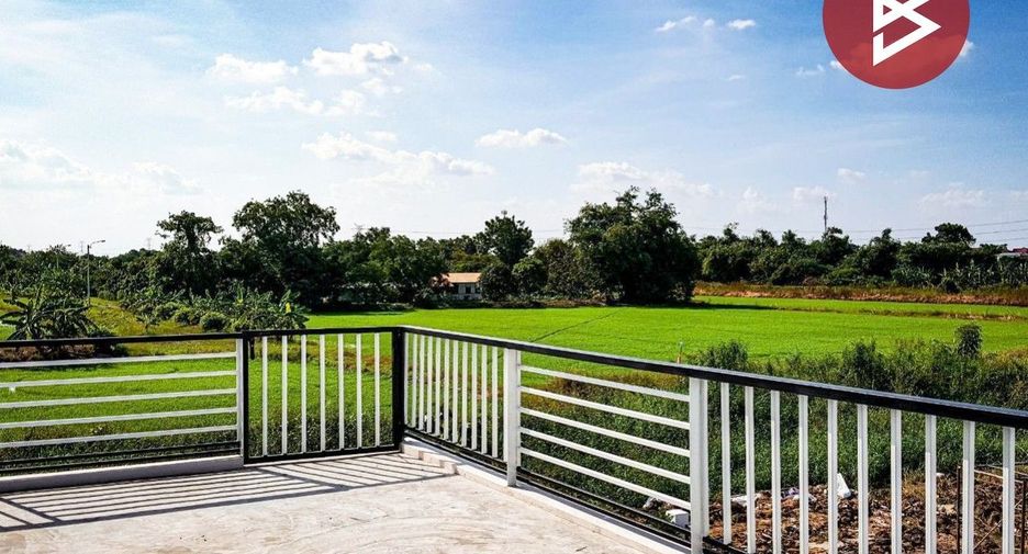 For sale 3 bedrooms house in Nong Chok, Bangkok