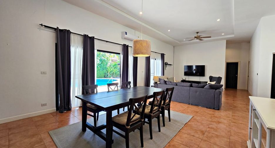 出租 4 卧室 别墅 在 东芭堤雅, 芭提雅