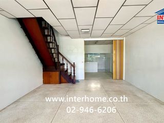 For sale 3 bedrooms townhouse in Lat Phrao, Bangkok