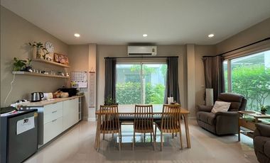 For rent and for sale 4 bedrooms house in Saphan Sung, Bangkok
