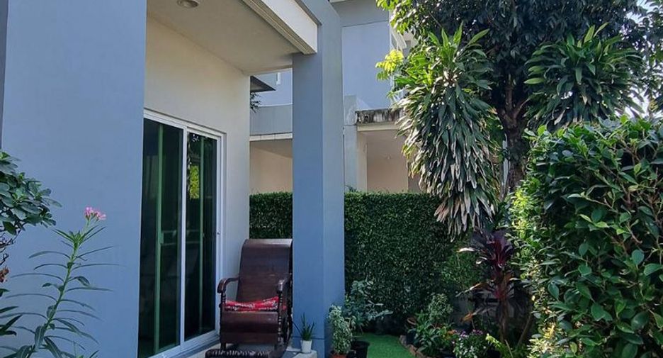 For rent and for sale 4 bedrooms house in Saphan Sung, Bangkok