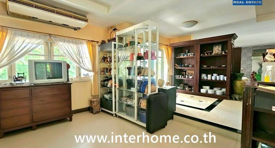 Продажа 4 спальни дом в Лат Крабанг, Бангкок