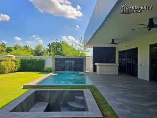 Villa en venta de 3 habitaciones en Bang Lamung, Chonburi