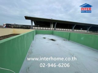 For sale 4 bedrooms retail Space in Bang Khen, Bangkok
